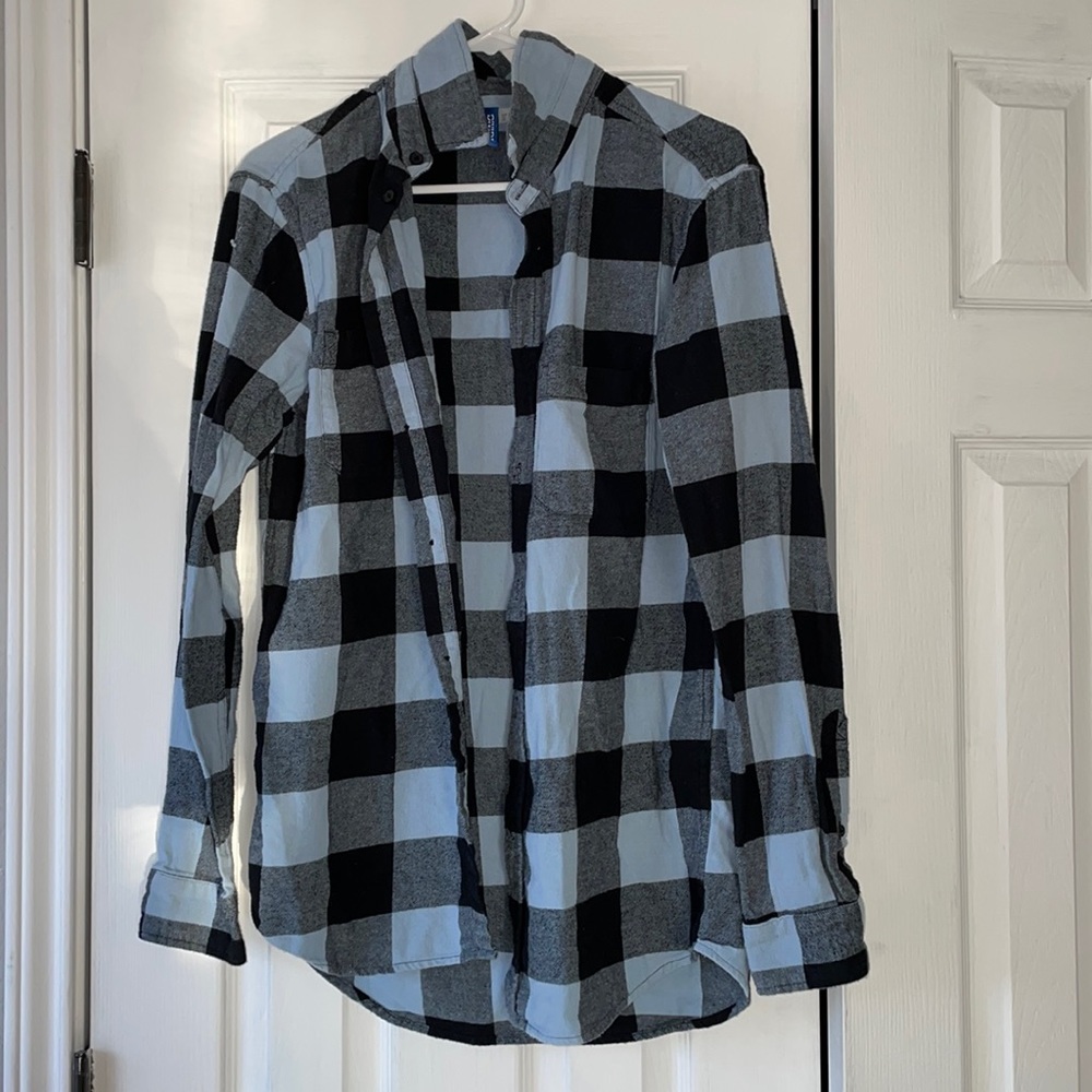 DIVIDED H&M Blue Checkered Flannel.